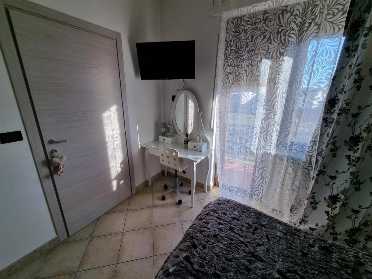 Elisabeth House Hotel Roletto Kültér fotó